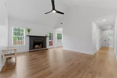 4036 Saint George Walk SW, Powder Springs, GA 30127 - Photo 5