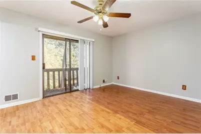 8642 Plumtree Drive, Riverdale, GA 30274 - Photo 17