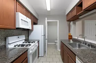 1975 Cheathem Woods Dr, Marietta, GA 30008 - Photo 11