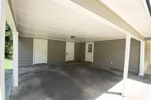 20 Woodland Dr, Carrollton, GA 30117 - Photo 7