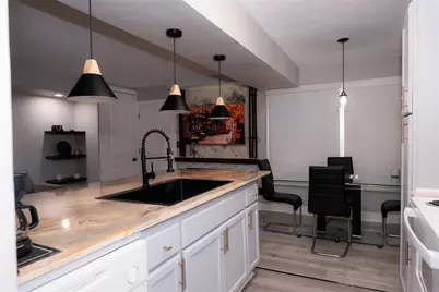 1384 Old Coach Road SW, Marietta, GA 30008 - Photo 5