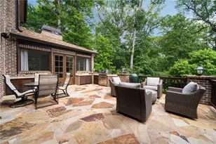 4207 Glengary Dr NE, Atlanta, GA 30342 - Photo 19