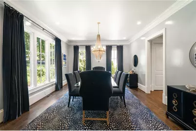 4207 Glengary Drive NE, Atlanta, GA 30342 - Photo 5