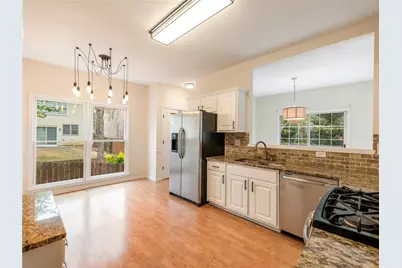 10100 Barston Court, Alpharetta, GA 30022 - Photo 9