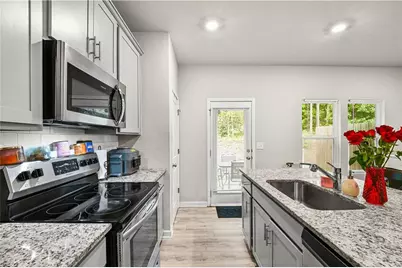 6317 Redan Square, Lithonia, GA 30058 - Photo 7