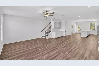 627 Oak Bluff Drive, Cumming, GA 30040 - Photo 11