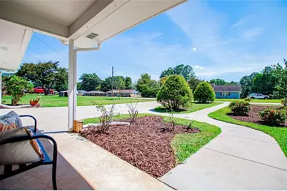 95 E Barbara Lane E, Carrollton, GA 30117 - Photo 7