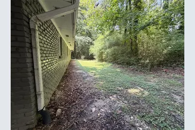 6352 N Sweetwater Road, Lithia Springs, GA 30122 - Photo 19