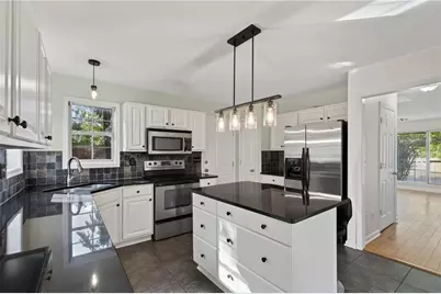 915 Charter Club Dr, Lawrenceville, GA 30043 - Photo 21
