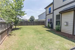 5703 Shore Isle Ct, Flowery Branch, GA 30542 - Photo 5