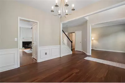 2420 Greyhurst Way SW, Smyrna, GA 30082 - Photo 11