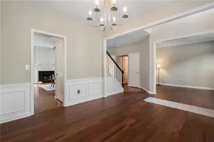 2420 Greyhurst Way SW, Smyrna, GA 30082 - Photo 11