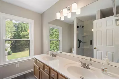 2420 Greyhurst Way SW, Smyrna, GA 30082 - Photo 37