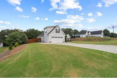 235 Willow Haven Street SE, Calhoun, GA 30701 - Photo 5