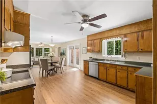 3696 Rainbow Cir SW, Snellville, GA 30039 - Photo 11