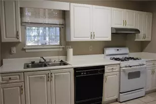 1436 Glynview Cir, Lawrenceville, GA 30043 - Photo 9