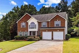 1835 Winding Crossing Trail, Fairburn, GA 30213 - Photo 3
