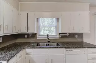 4905 Wade Valley Way, Cumming, GA 30040 - Photo 11