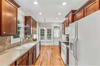 229 Spence Avenue SE, Atlanta, GA 30317 - Photo 11