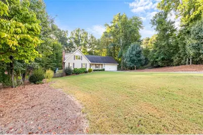 17 Mountain Oaks Drive, Carrollton, GA 30116 - Photo 3