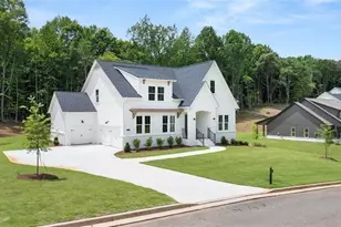 8350 Creekside Overlook Dr, Gainesville, GA 30506 - Photo 3
