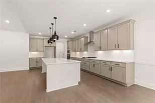 8350 Creekside Overlook Dr, Gainesville, GA 30506 - Photo 15