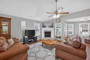 1237 Laurelwood Ln, Lawrenceville, GA 30045 - Photo 9