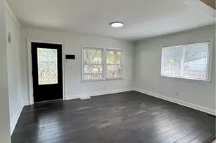 2992 Villa Esta Dr, Atlanta, GA 30341 - Photo 9