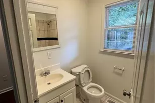 2992 Villa Esta Dr, Atlanta, GA 30341 - Photo 19