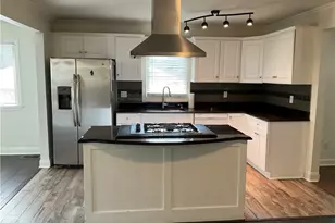 2992 Villa Esta Dr, Atlanta, GA 30341 - Photo 11