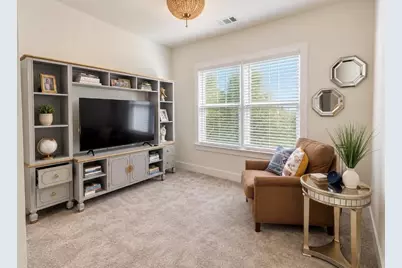 5611 Pine Street, Flowery Branch, GA 30542 - Photo 11