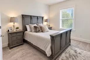 5611 Pine St, Flowery Branch, GA 30542 - Photo 11
