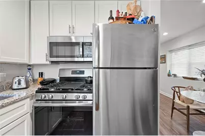 880 Saint Charles Avenue NE #9, Atlanta, GA 30306 - Photo 9
