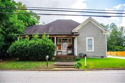 201 Austin Avenue, Carrollton, GA 30117 - Photo 1