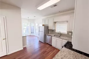 12 Columns Way, Newnan, GA 30265 - Photo 3