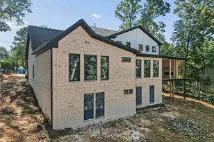 1728 Plunketts Rd, Buford, GA 30519 - Photo 35