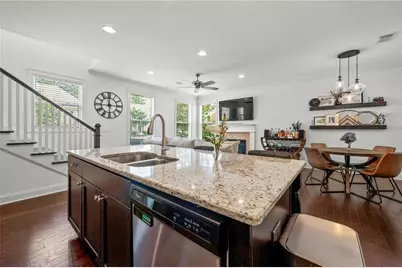 1585 Habershal Road NW, Atlanta, GA 30318 - Photo 9