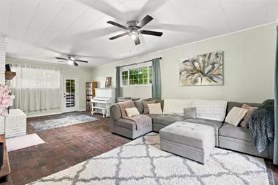 613 Holly Drive S, Gainesville, GA 30501 - Photo 13