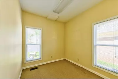 5398 E Mountain Street, Stone Mountain, GA 30083 - Photo 13