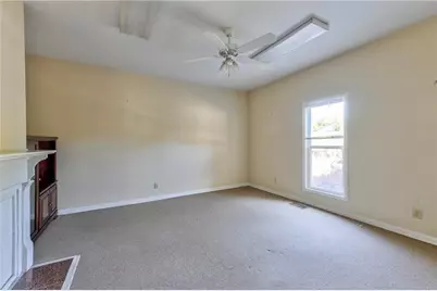 5398 E Mountain Street, Stone Mountain, GA 30083 - Photo 5