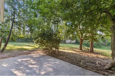 101 Vineyard Pond Drive NW, Norcross, GA 30071 - Photo 23