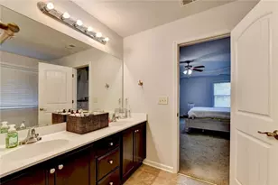 1366 Castleberry Dr, Buford, GA 30518 - Photo 35