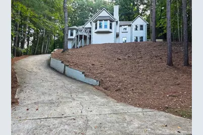 8765 Mount Rushmore Drive, Johns Creek, GA 30022 - Photo 5