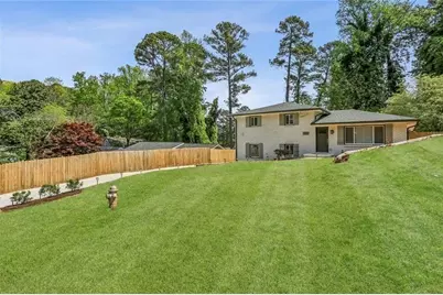 1888 La Mesa, Decatur, GA 30032 - Photo 5