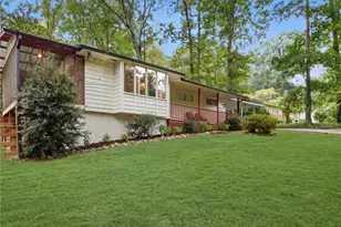 872 E Morningside Dr, Lawrenceville, GA 30043 - Photo 3