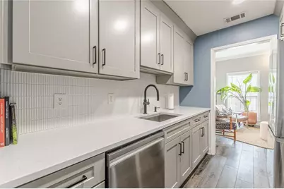656 Park Village Drive NE, Atlanta, GA 30306 - Photo 9