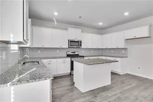 3152 Hawthorn Farm Blvd, Loganville, GA 30052 - Photo 17