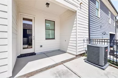 5619 Pine Street, Flowery Branch, GA 30542 - Photo 47