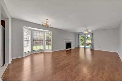 5189 Village Green Way, Alpharetta, GA 30009 - Photo 5