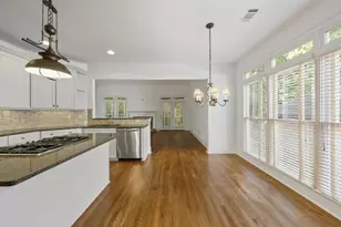 1003 Nottingham Ln NE, Brookhaven, GA 30319 - Photo 11